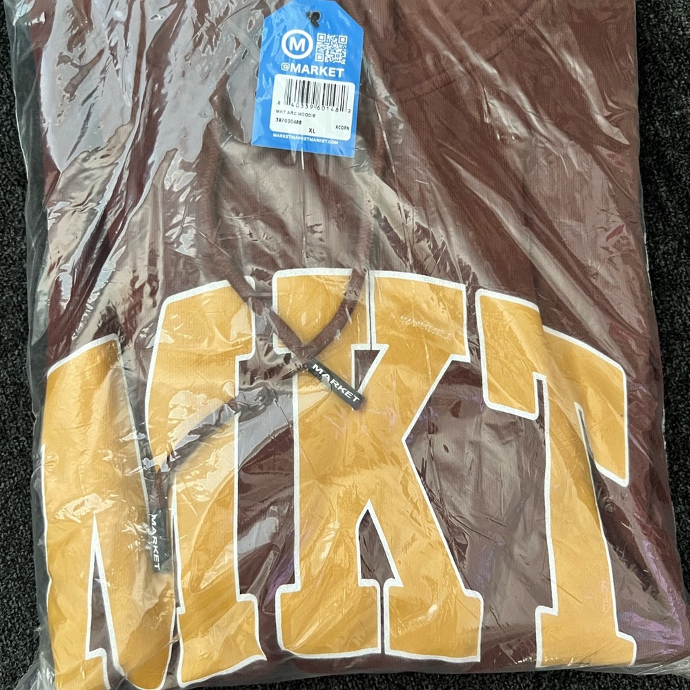 Market Arc Hoodie